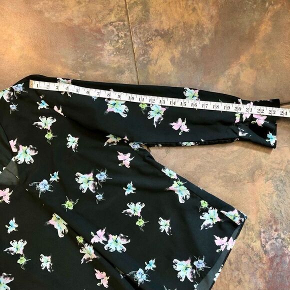 Banana Republic V-neck Long Sleeve Floral Blouse Medium - Picture 6 of 11